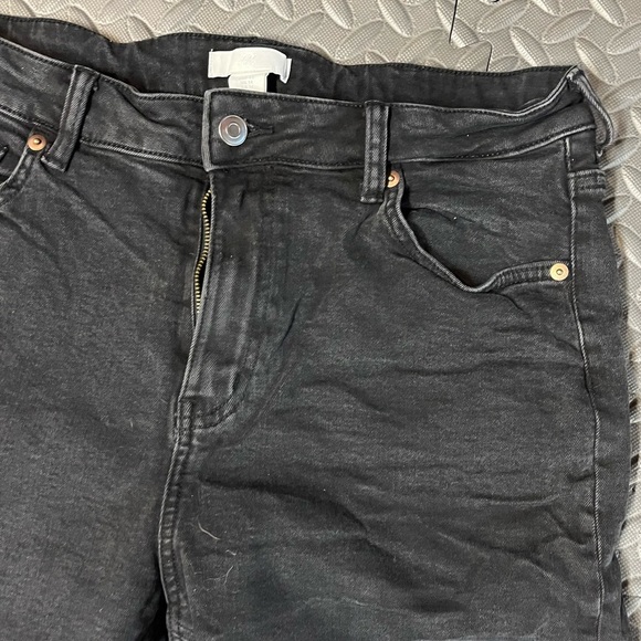 H&M High Rise Skinny Jeans with Slit at Hem Size 14 - Picture 9 of 9